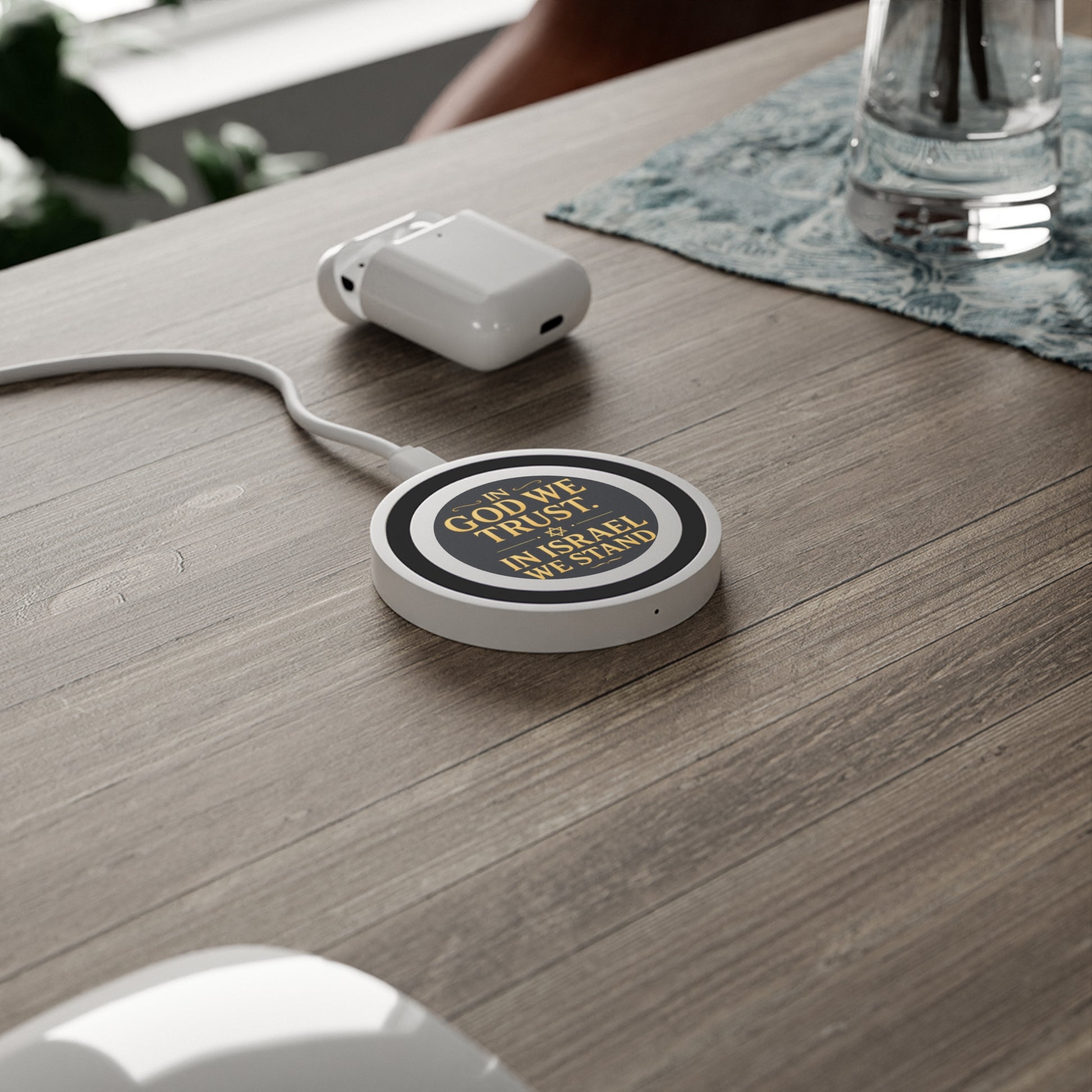In God With Israel Quake Wireless Charging Pad - American Zionist