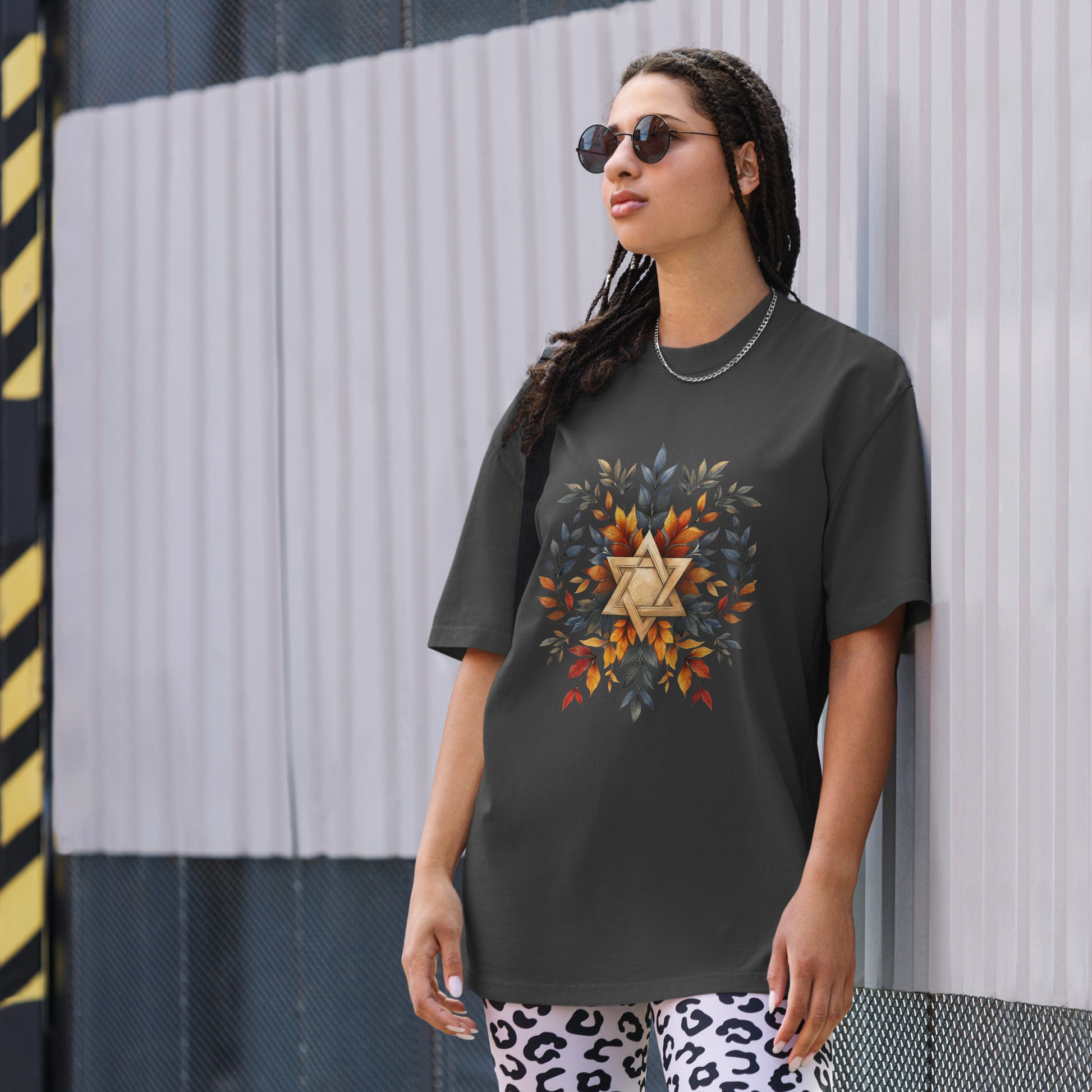 Star of David Wreath Oversized Faded T-Shirt - American Zionist