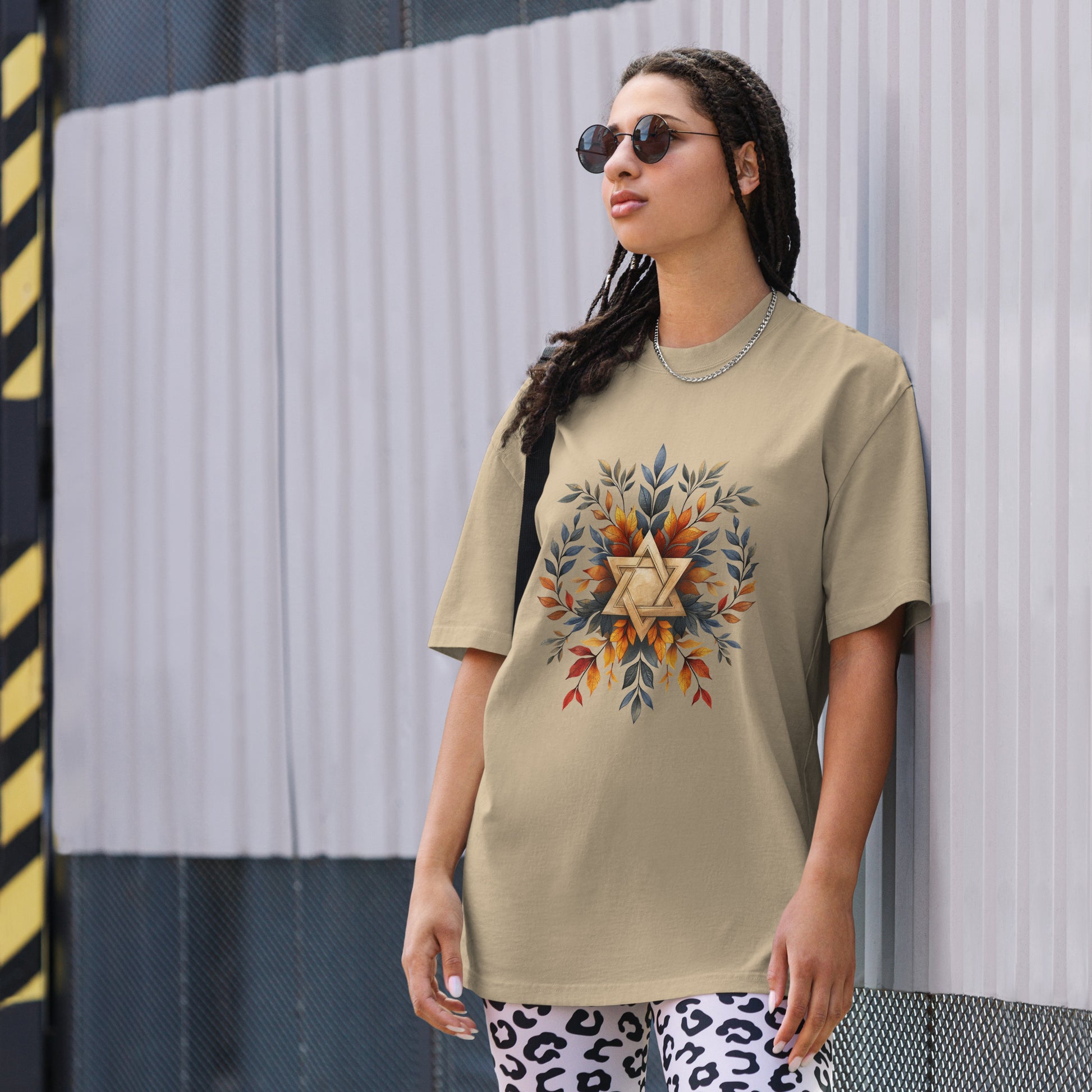 Star of David Wreath Oversized Faded T-Shirt - American Zionist